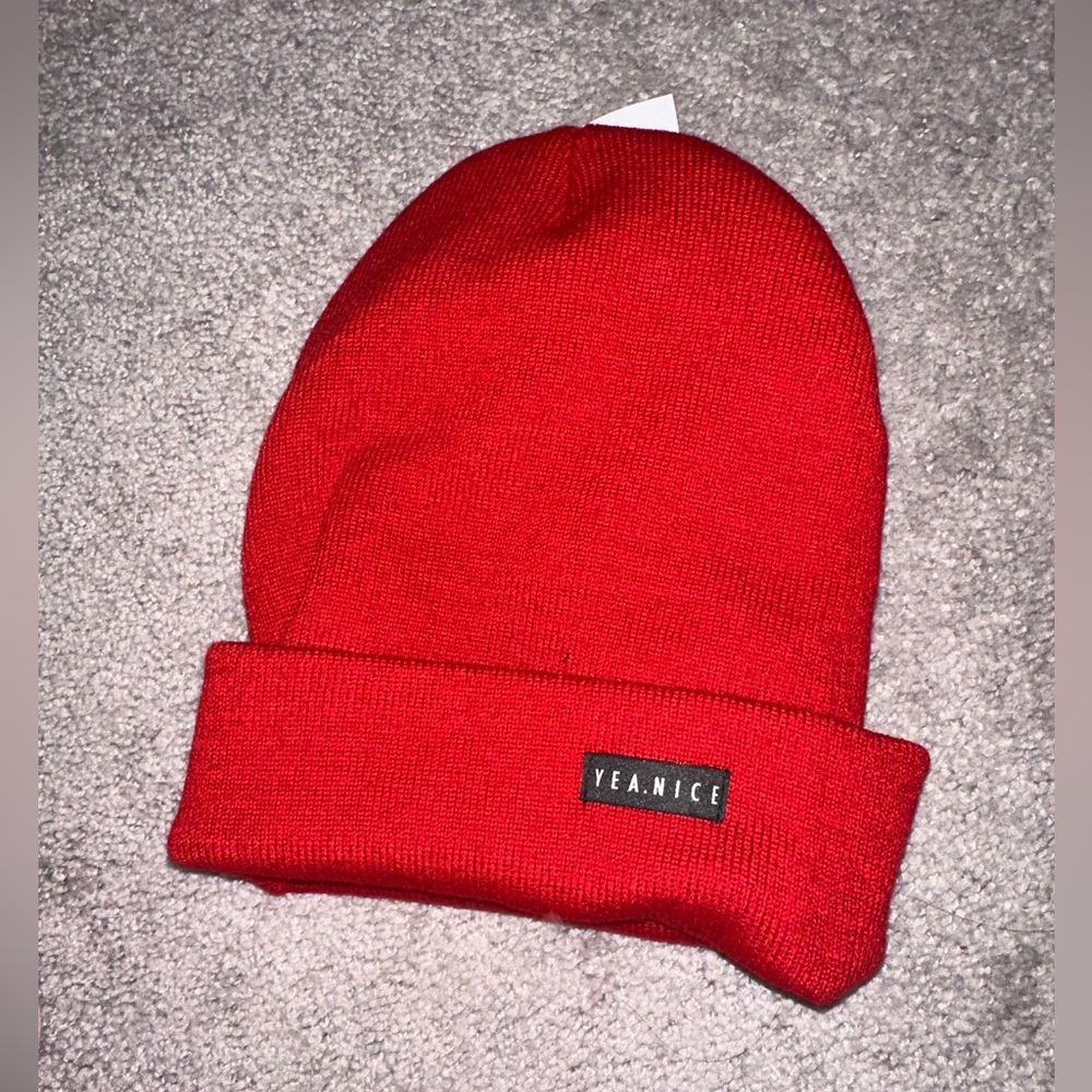 Beanie red hat yea nice